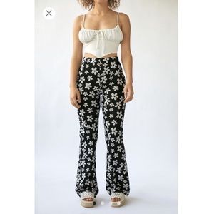 UO Bryn Pant - Black Floral